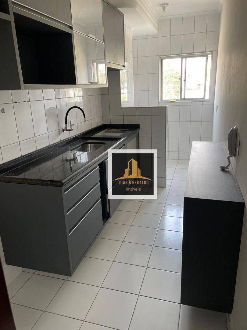 Apartamento à venda com 2 quartos, 65m² - Foto 5