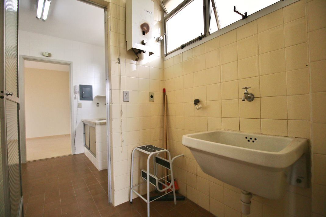 Apartamento à venda com 3 quartos, 75m² - Foto 23