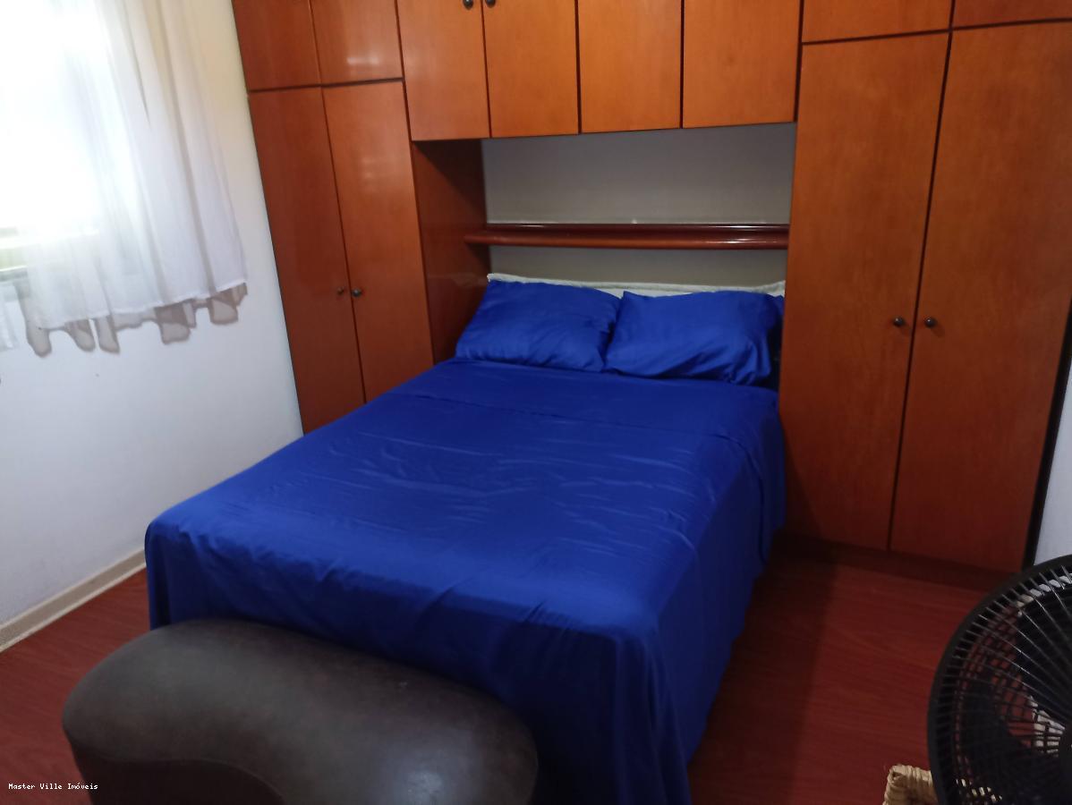 Apartamento para alugar com 3 quartos, 93m² - Foto 4