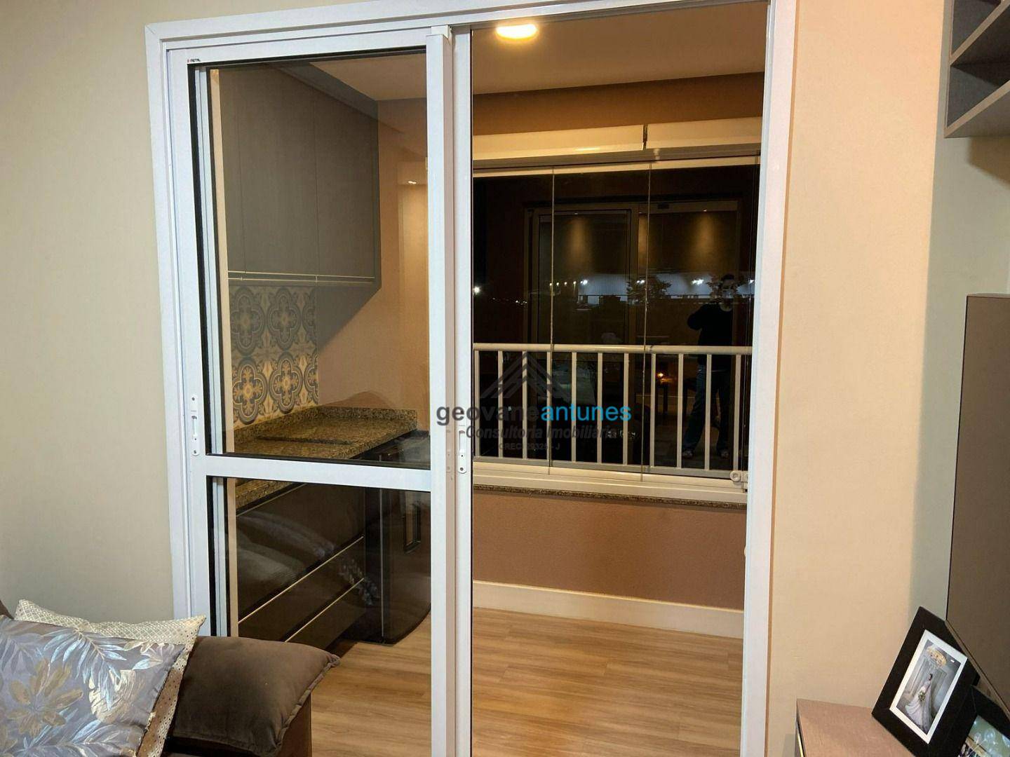 Apartamento à venda com 2 quartos, 62m² - Foto 12