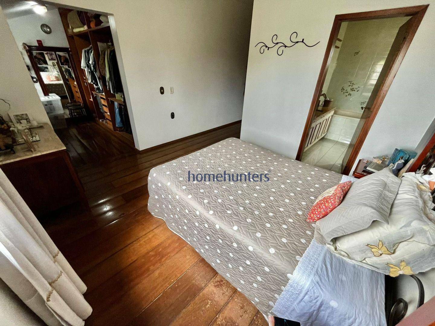 Casa de Condomínio à venda com 4 quartos, 208m² - Foto 10