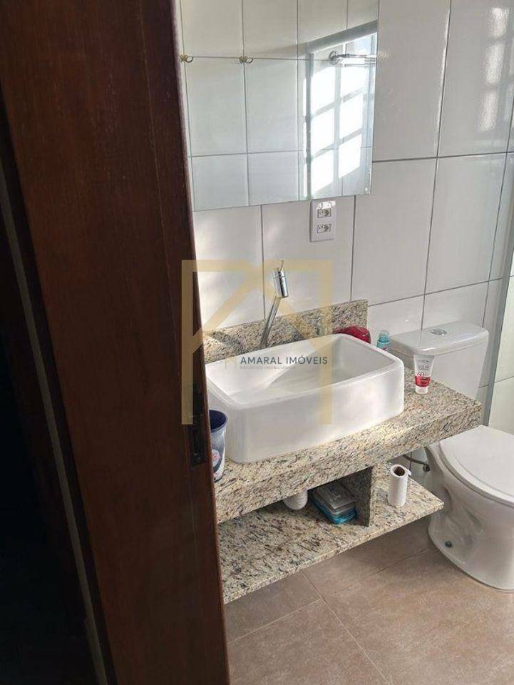 Sítio à venda com 3 quartos, 250m² - Foto 8