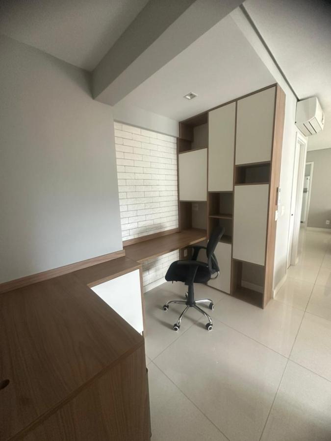 Apartamento para alugar com 2 quartos, 96m² - Foto 19