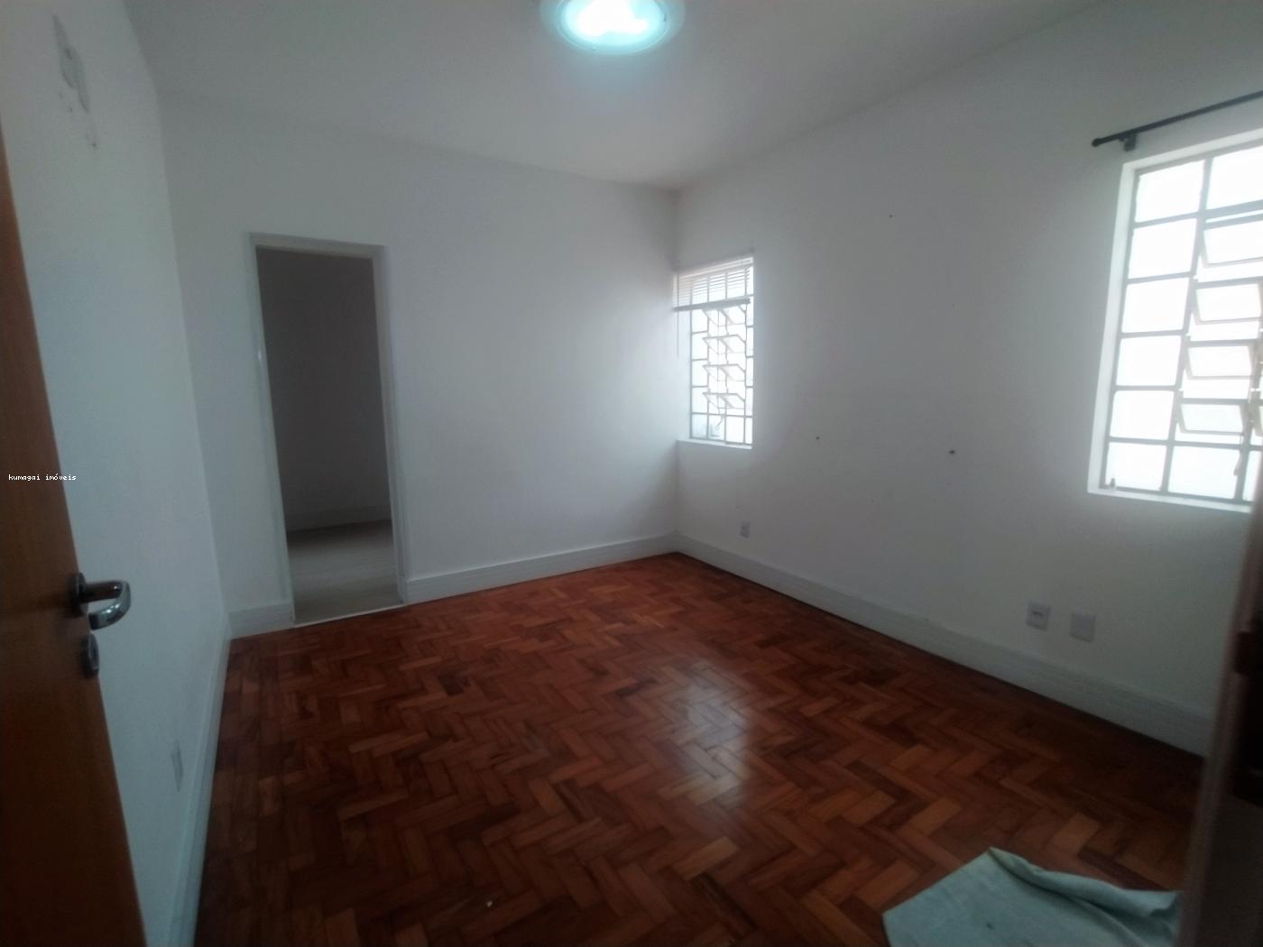 Prédio Inteiro à venda com 3 quartos, 270m² - Foto 17