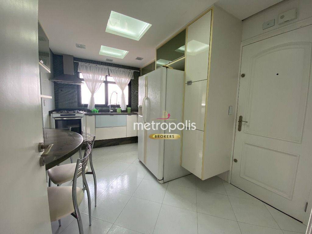 Apartamento à venda com 3 quartos, 300m² - Foto 15