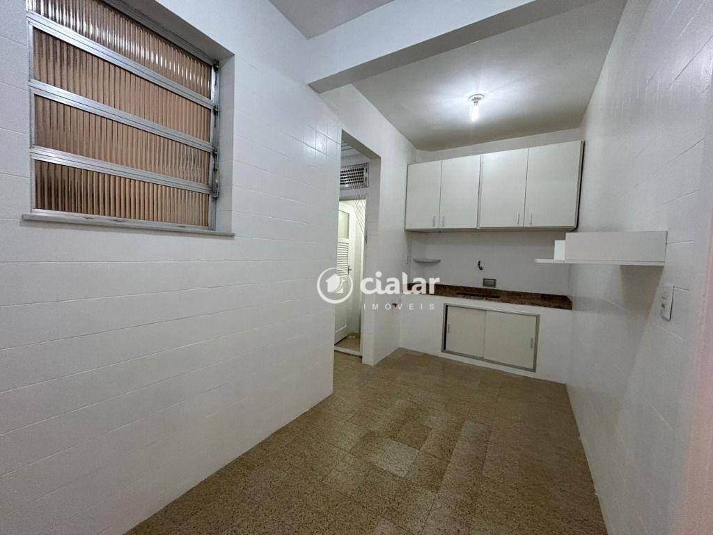 Apartamento à venda com 2 quartos, 72m² - Foto 11