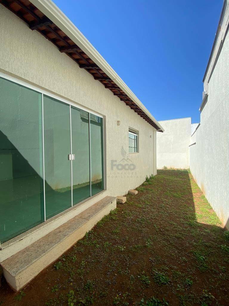 Casa à venda com 3 quartos, 189m² - Foto 14