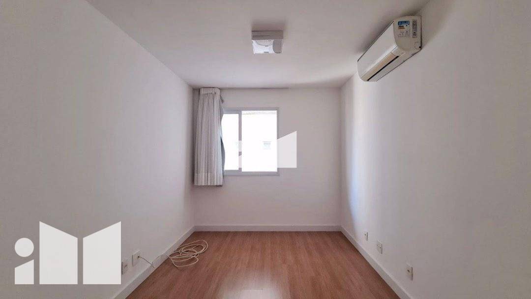 Apartamento à venda com 4 quartos, 146m² - Foto 9