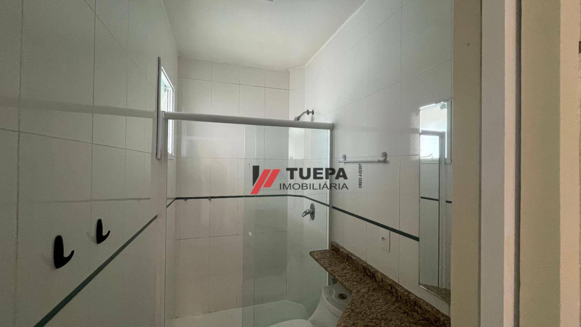 Apartamento para alugar com 3 quartos, 150m² - Foto 17