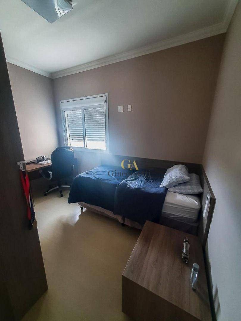 Apartamento à venda com 3 quartos, 158m² - Foto 9