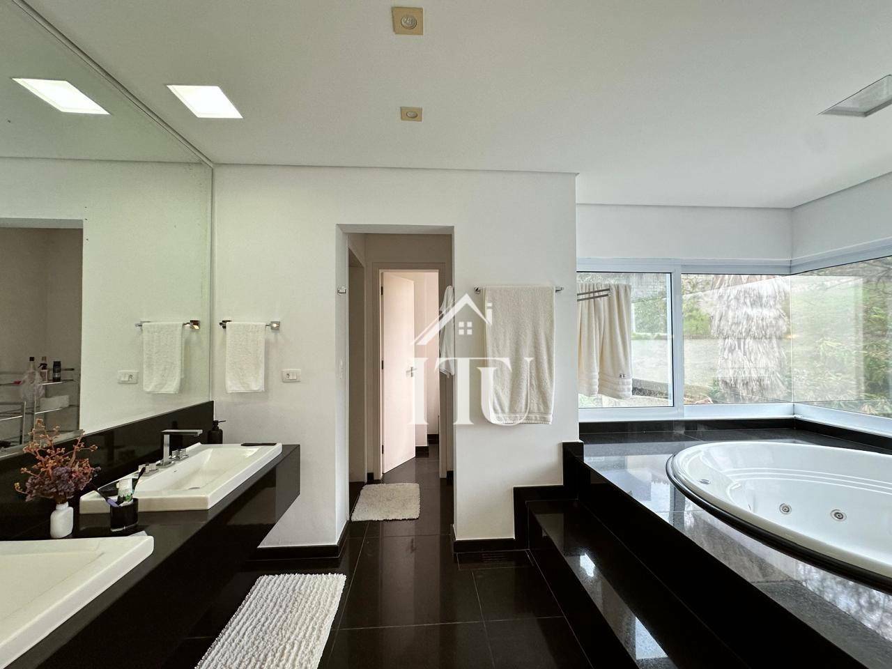 Chácara à venda e aluguel com 5 quartos, 900m² - Foto 45