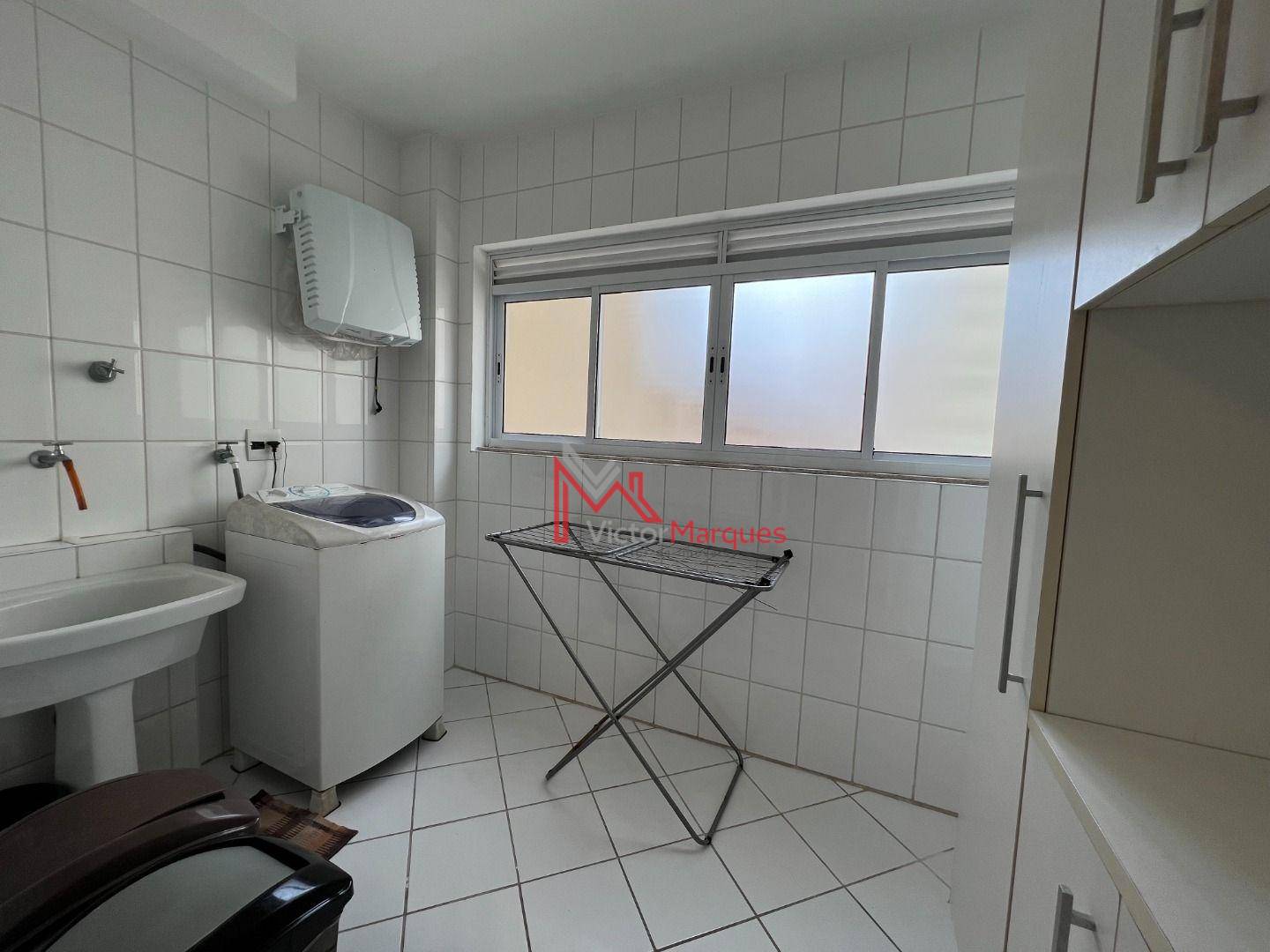 Apartamento à venda com 3 quartos, 110m² - Foto 10