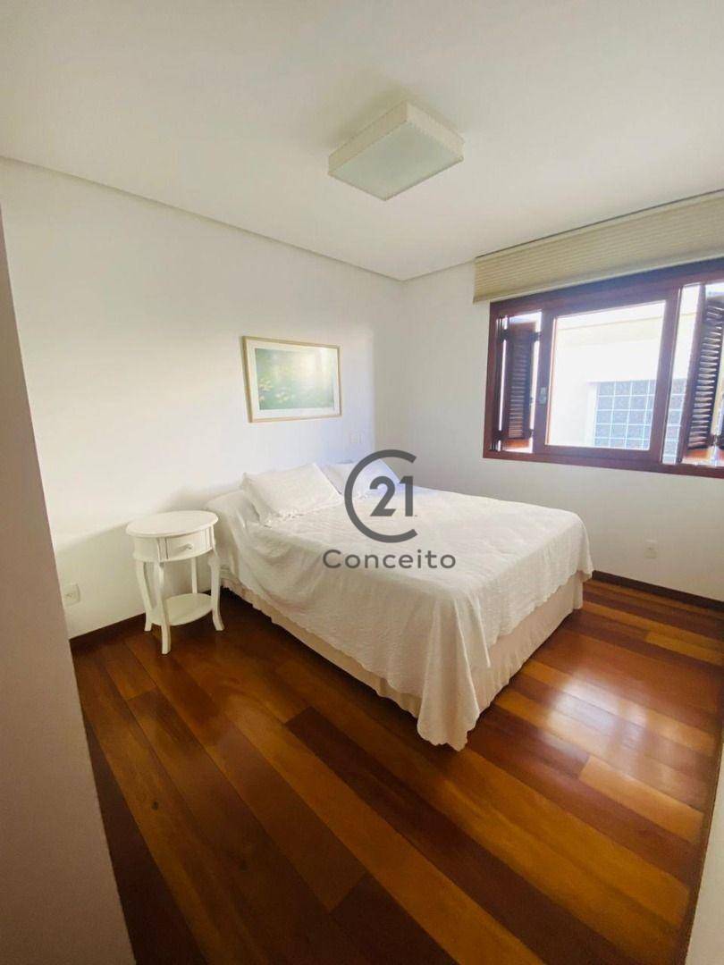 Casa à venda com 4 quartos, 530m² - Foto 15