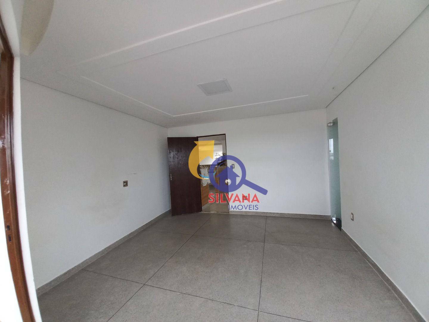 Casa à venda com 4 quartos, 393m² - Foto 13