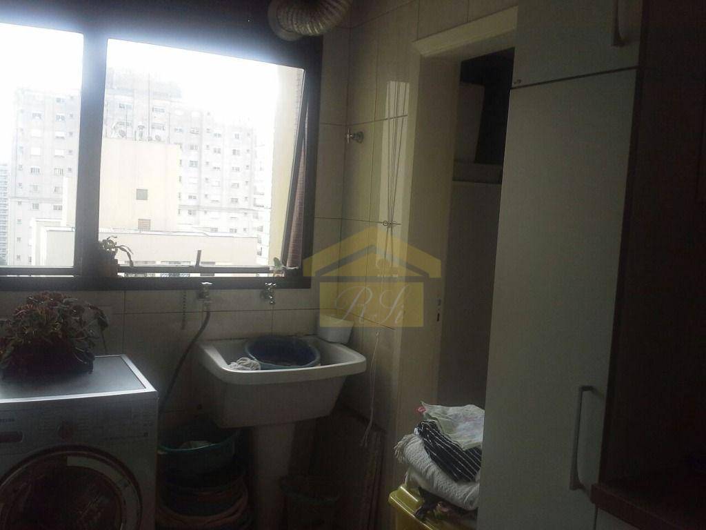 Apartamento à venda com 3 quartos, 150m² - Foto 23