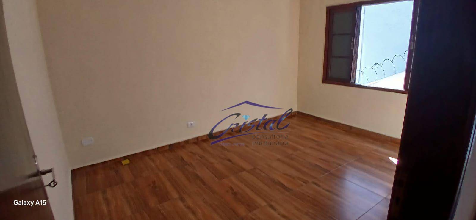 Casa para alugar com 4 quartos, 250m² - Foto 18