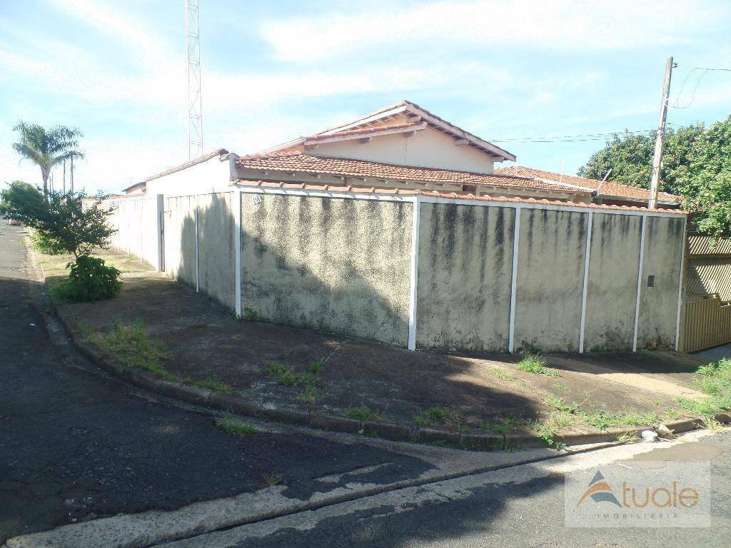 Casa para alugar com 3 quartos, 150m² - Foto 2