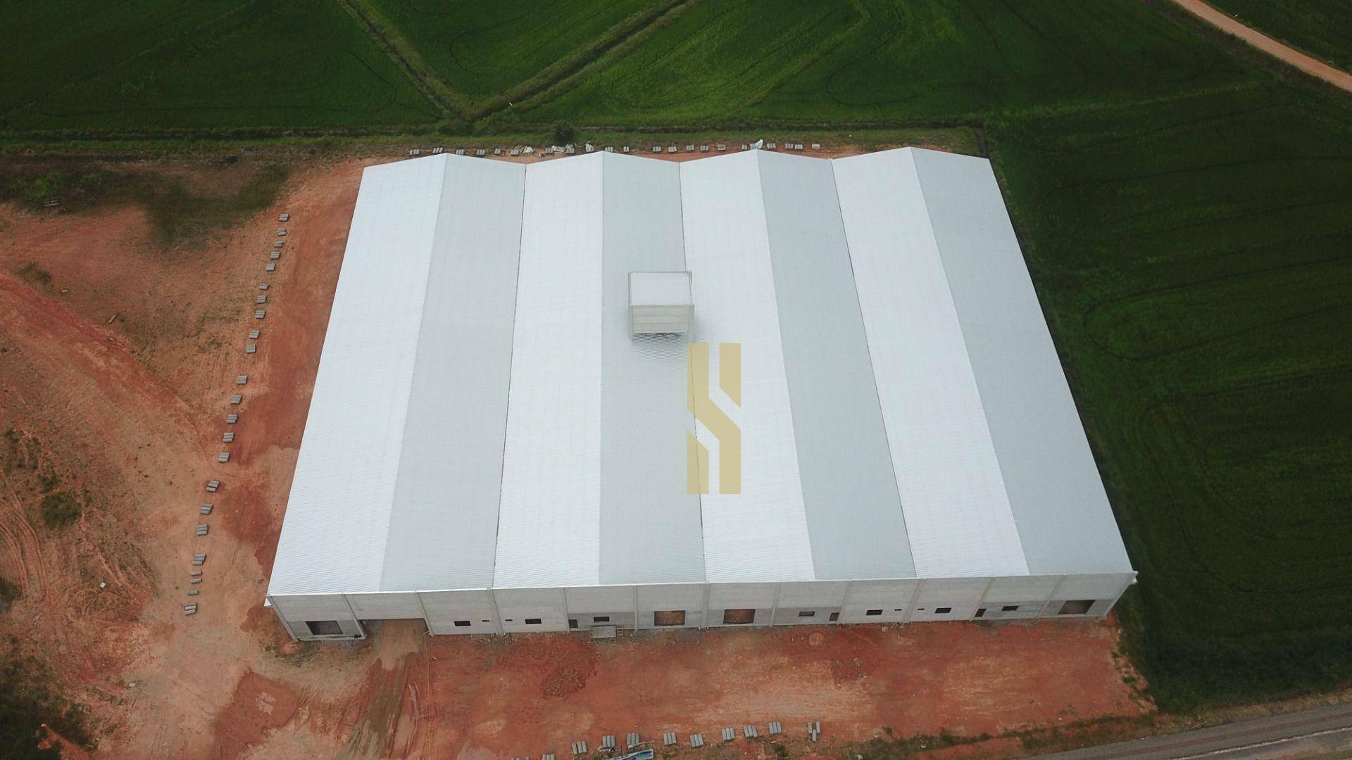 Depósito-Galpão-Armazém para alugar, 5000m² - Foto 1