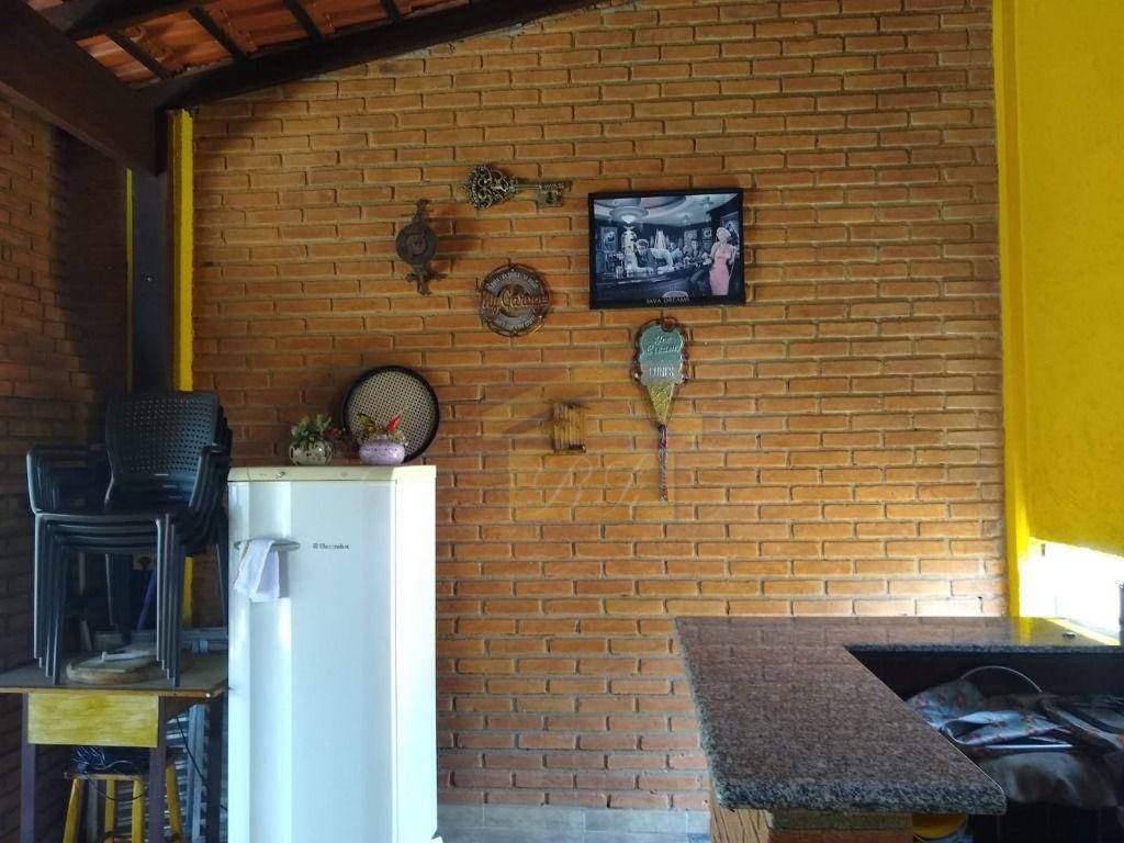 Sobrado à venda com 6 quartos, 200m² - Foto 11