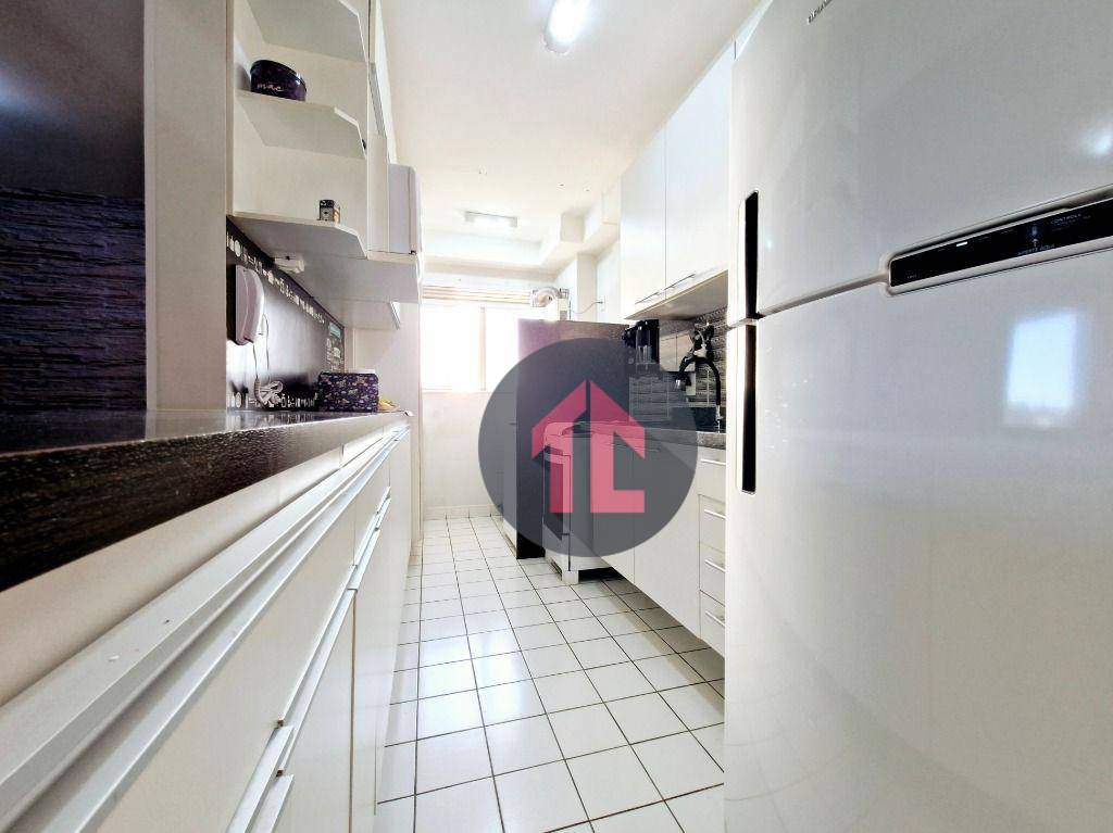 Apartamento à venda com 3 quartos, 75m² - Foto 12