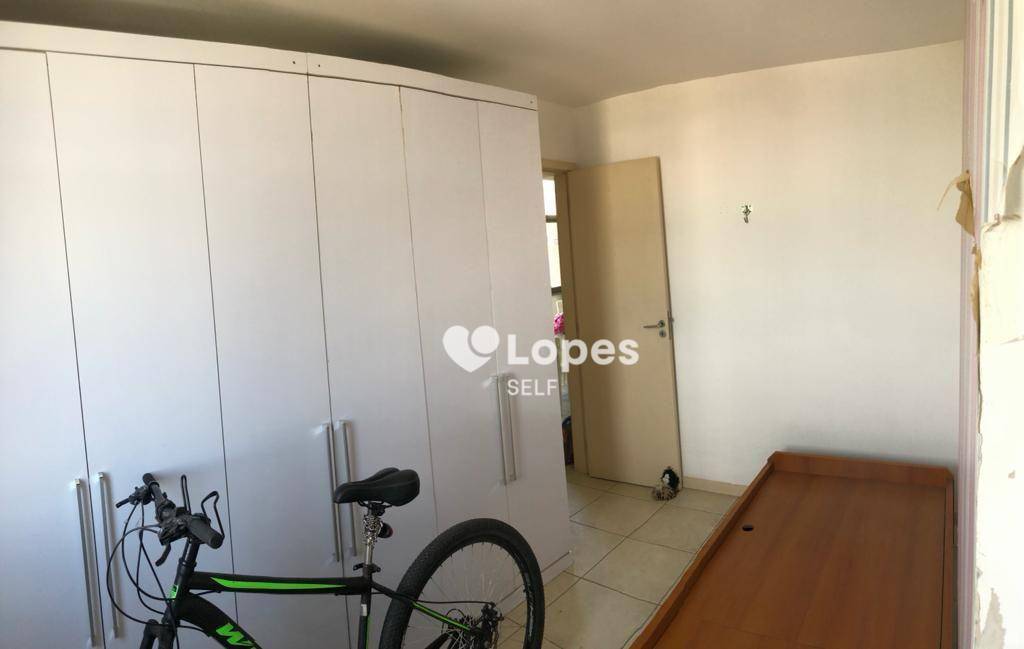 Apartamento à venda com 2 quartos, 60m² - Foto 4