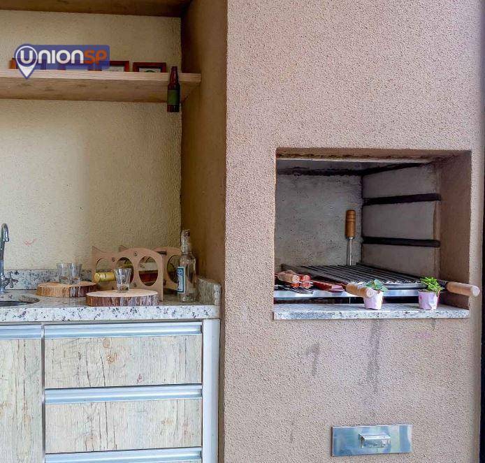 Apartamento à venda com 3 quartos, 75m² - Foto 4