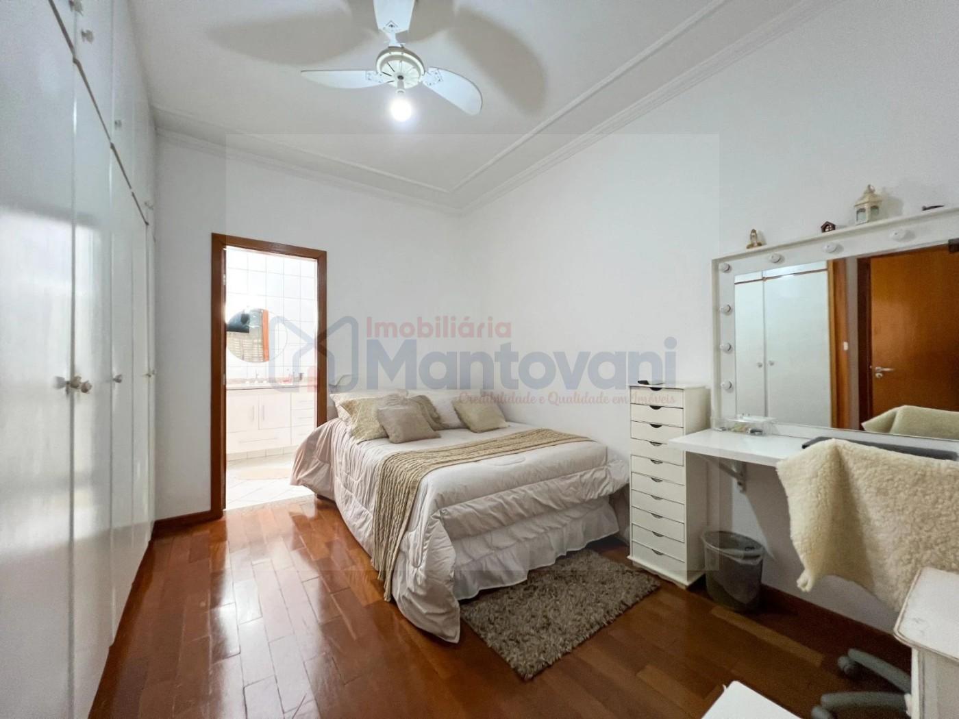 Casa à venda com 3 quartos, 540m² - Foto 19