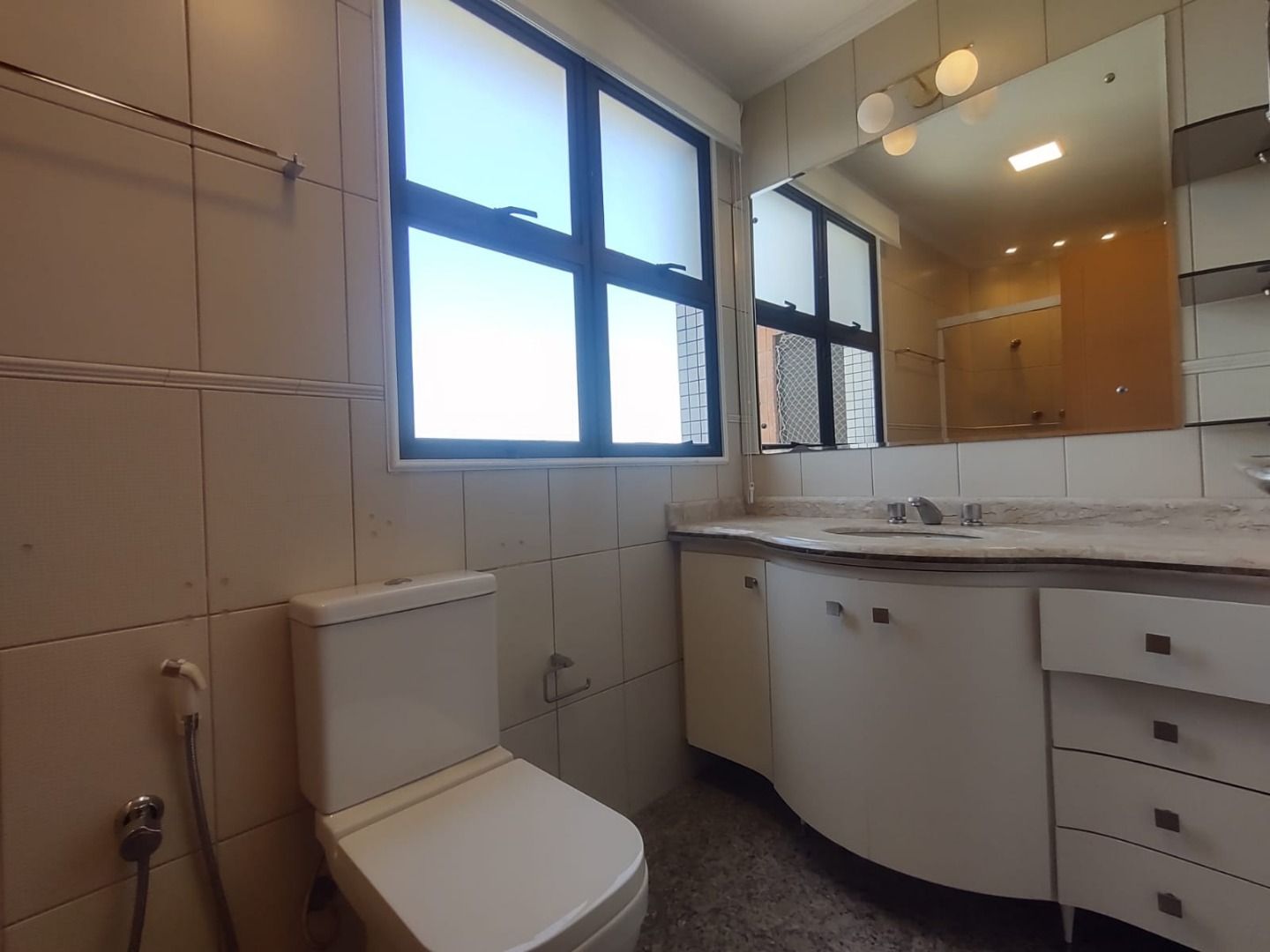 Apartamento à venda com 2 quartos, 98m² - Foto 15