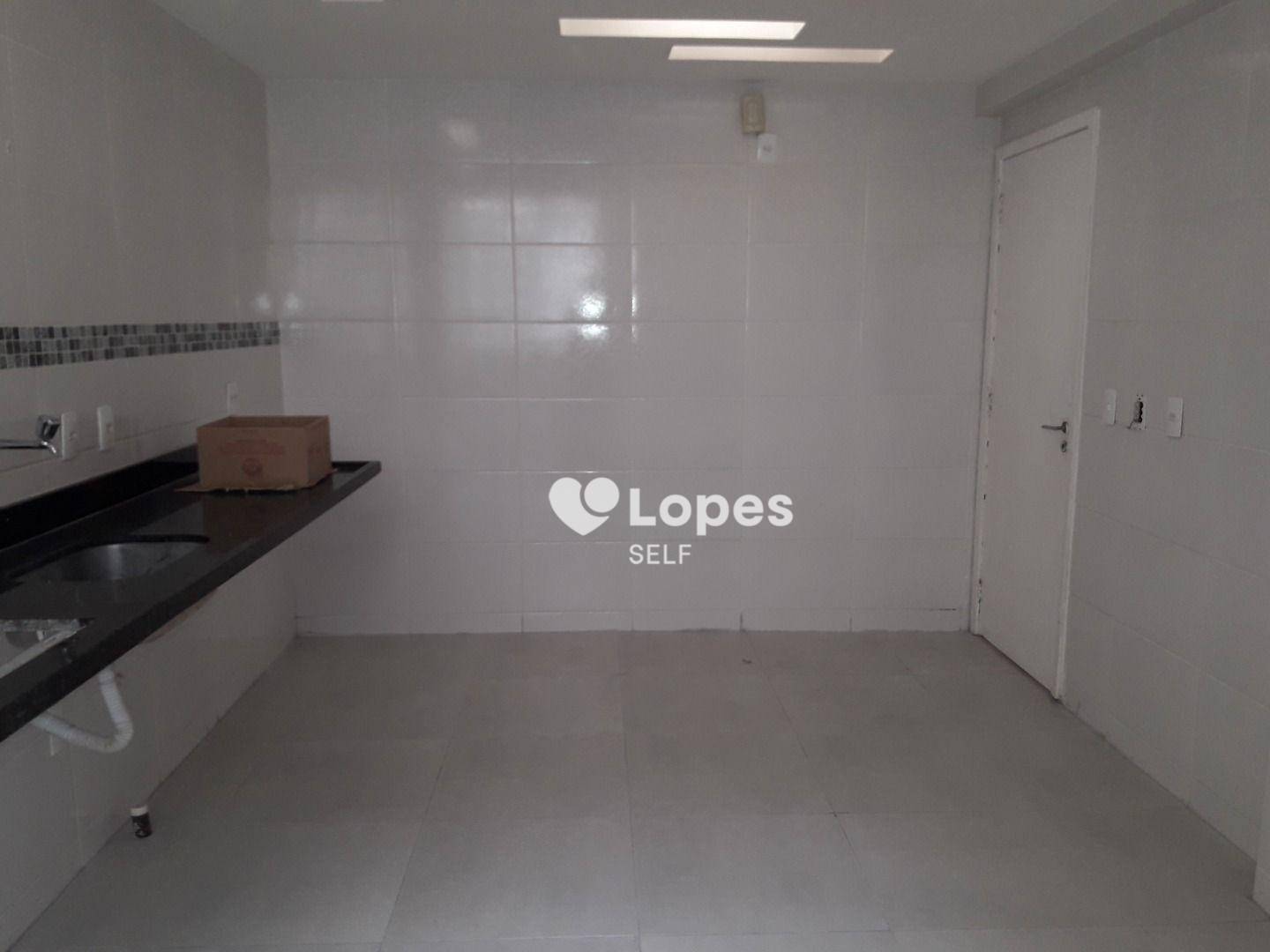 Apartamento à venda com 2 quartos, 75m² - Foto 12