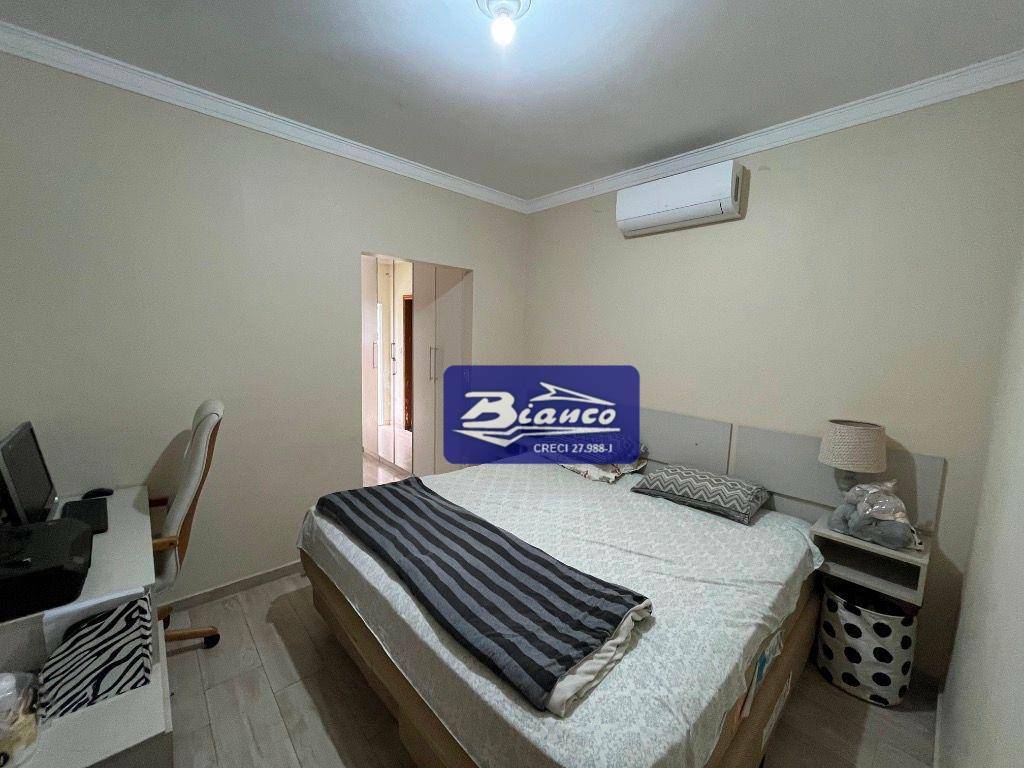 Sobrado à venda com 3 quartos, 182m² - Foto 23