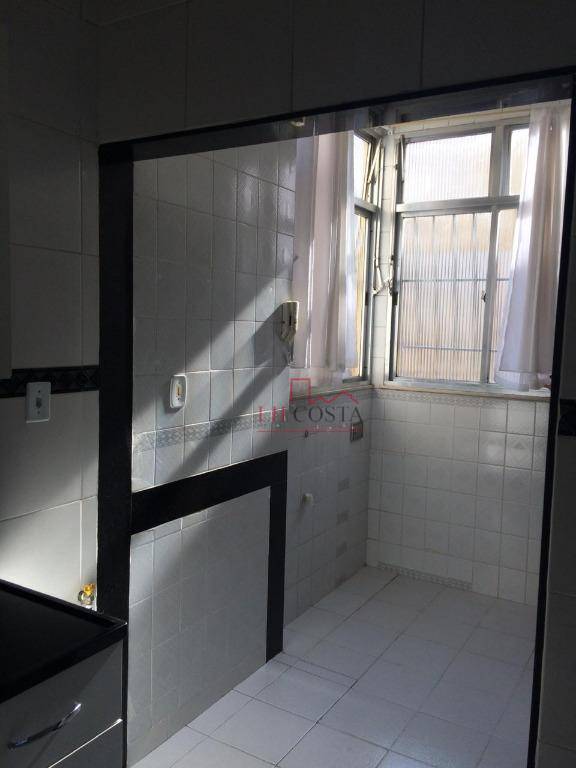 Apartamento à venda com 3 quartos, 110m² - Foto 3