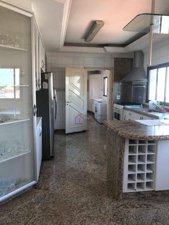 Apartamento à venda com 3 quartos, 200m² - Foto 5