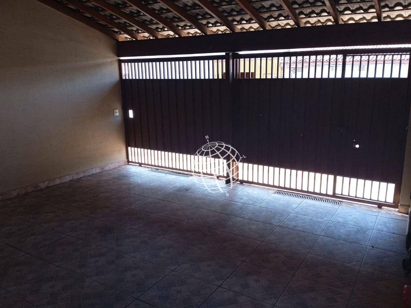 Casa à venda com 3 quartos, 124m² - Foto 2