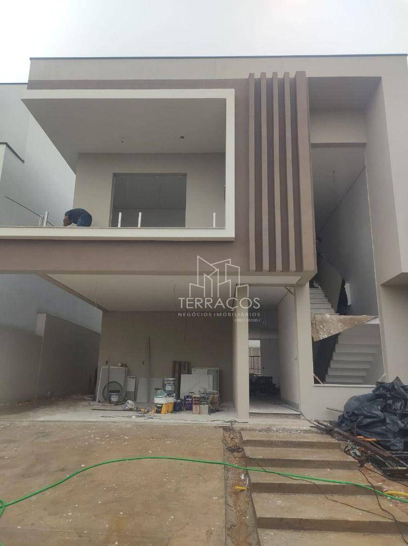 Sobrado, 4 quartos, 242 m² - Foto 3