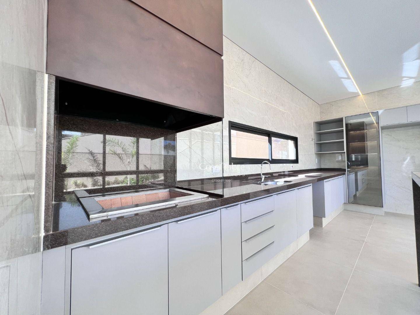 Casa de Condomínio à venda com 3 quartos, 310m² - Foto 18