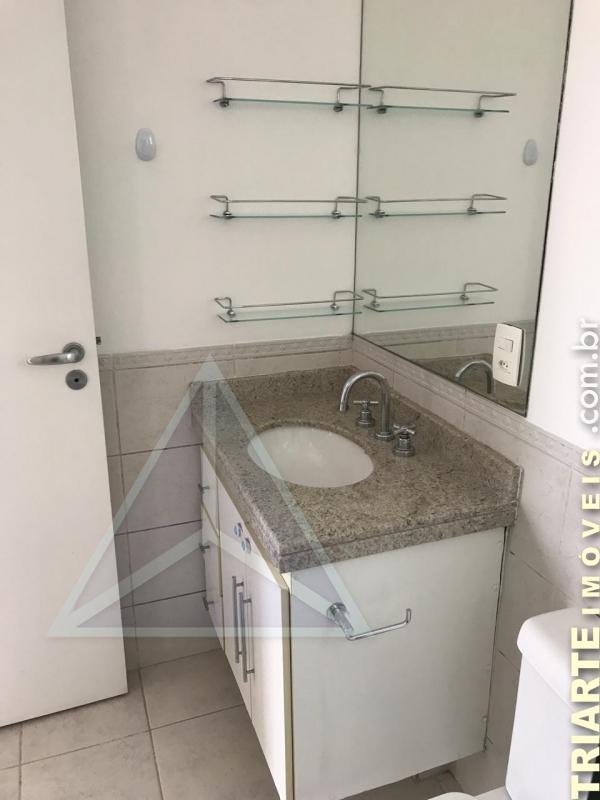 Apartamento à venda com 3 quartos, 135m² - Foto 19