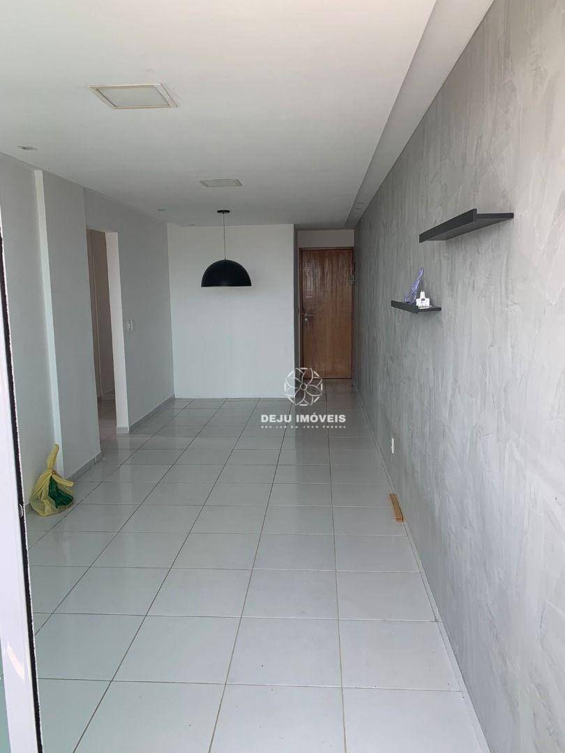 Apartamento à venda com 2 quartos, 77m² - Foto 3