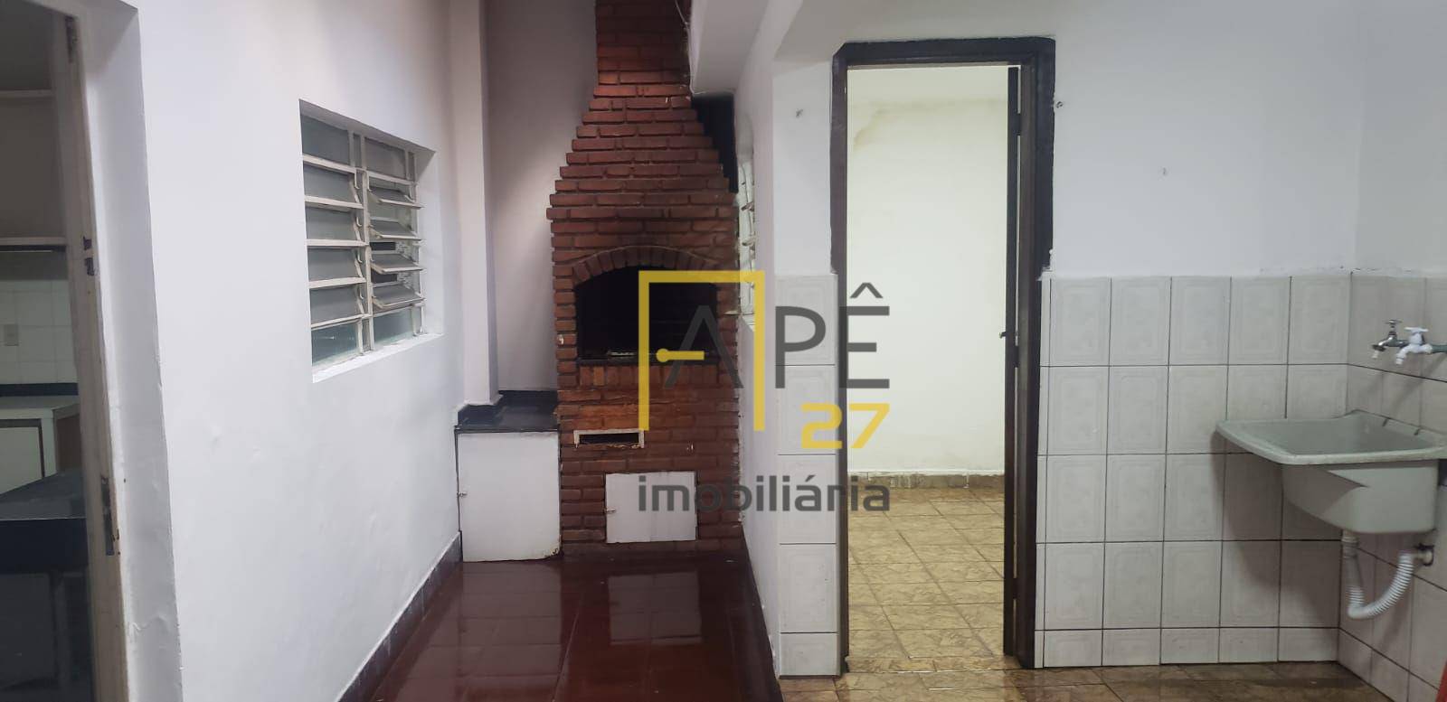 Sobrado à venda e aluguel com 3 quartos, 180m² - Foto 24