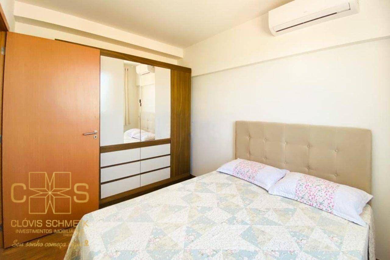 Apartamento à venda com 2 quartos, 65m² - Foto 11