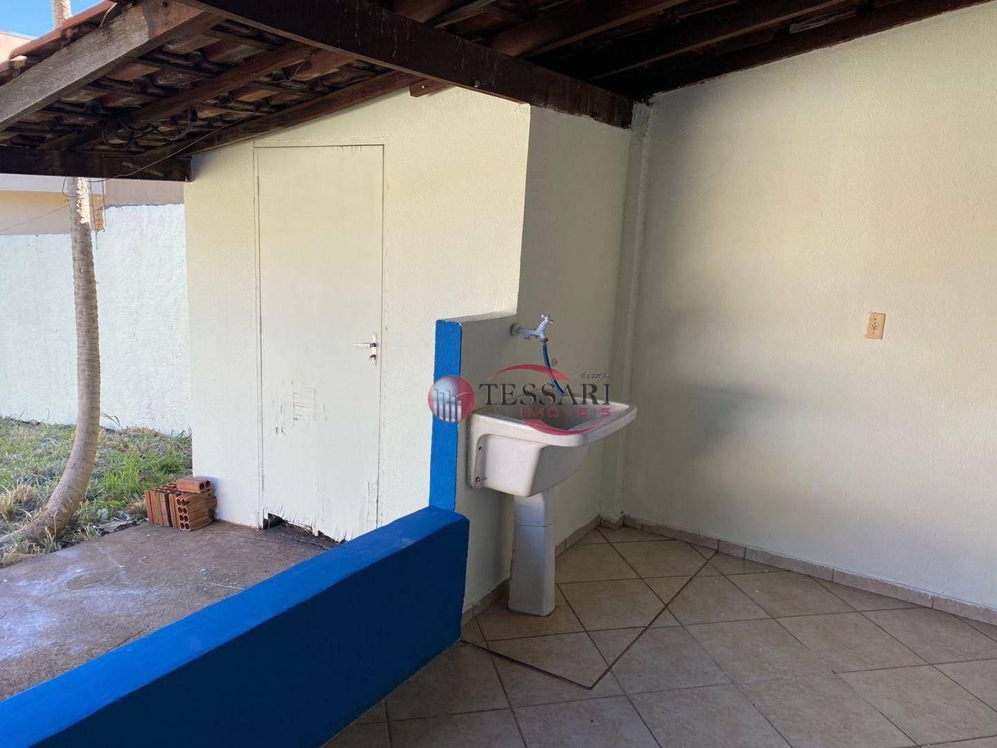 Casa à venda e aluguel com 1 quarto, 80m² - Foto 17