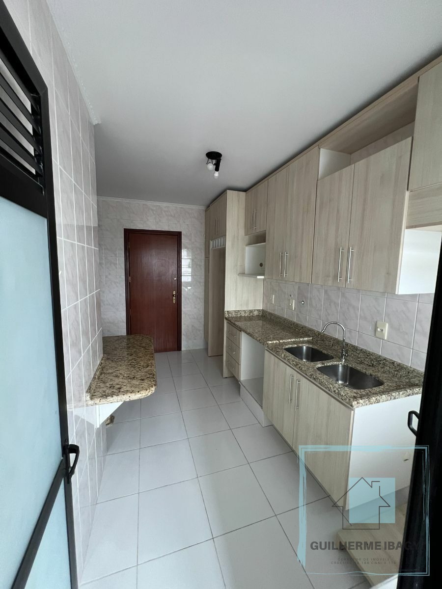 Apartamento à venda com 3 quartos, 116m² - Foto 17