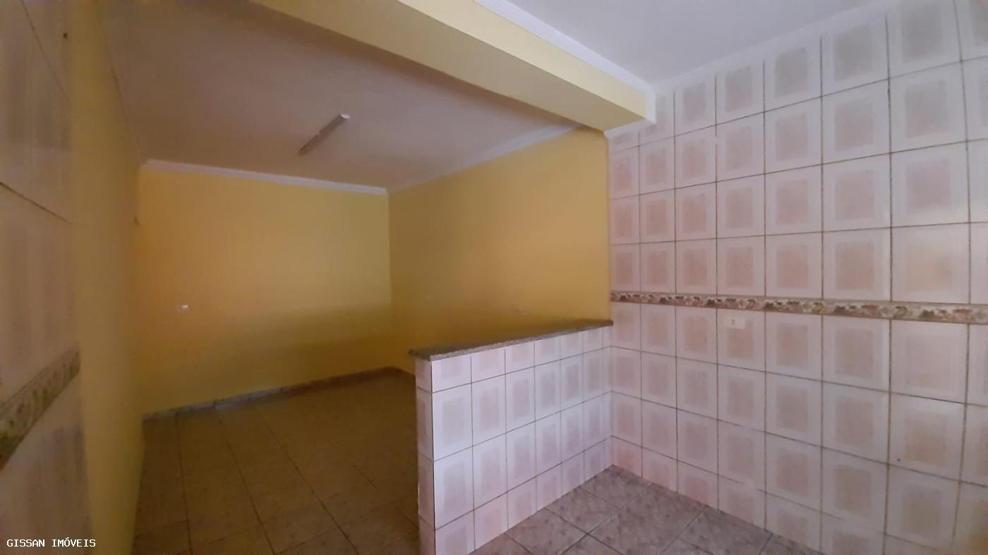 Sobrado para alugar com 3 quartos, 228m² - Foto 9