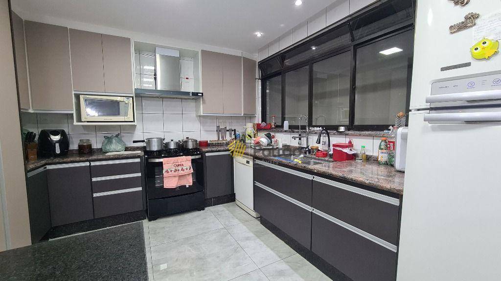 Sobrado à venda com 5 quartos, 306m² - Foto 9