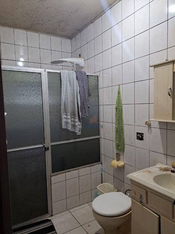 Casa à venda com 2 quartos, 80m² - Foto 13