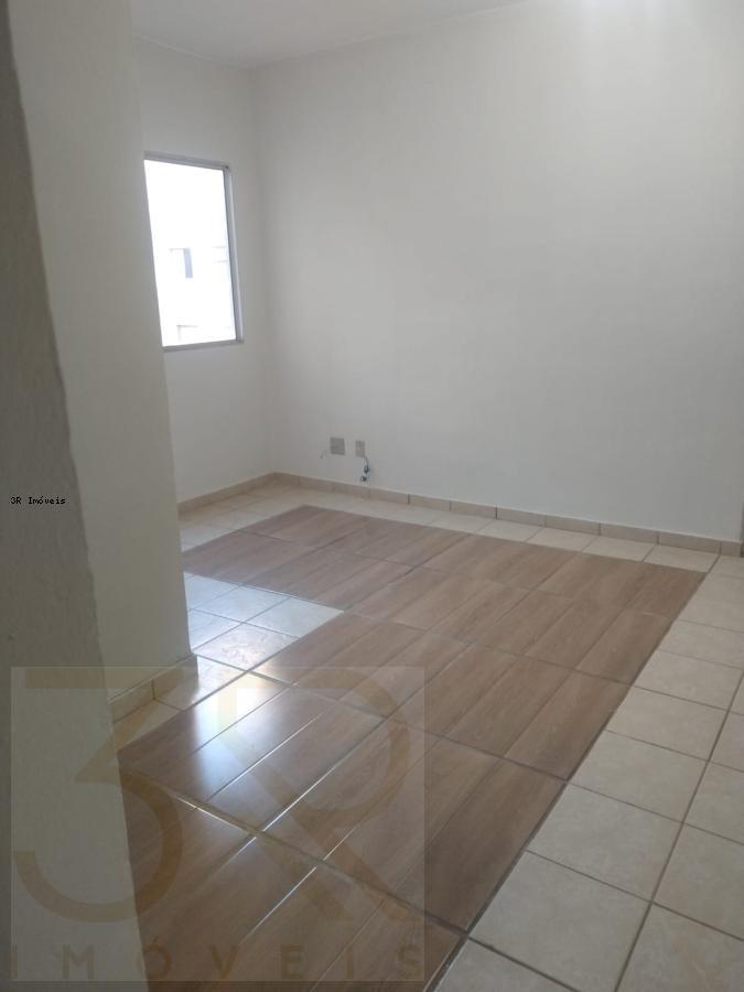 Apartamento para alugar com 2 quartos, 53m² - Foto 3