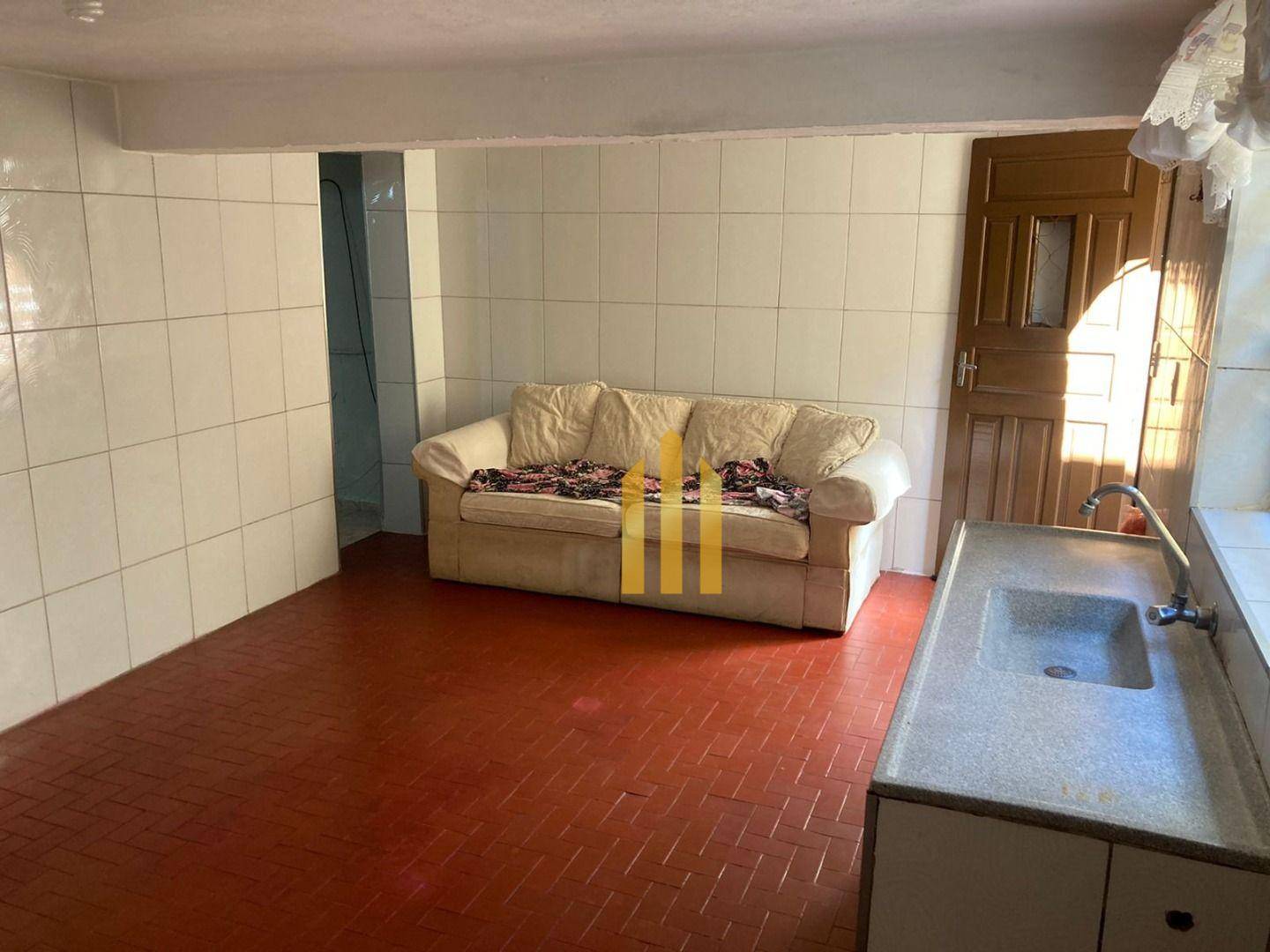 Casa para alugar com 1 quarto, 40m² - Foto 3