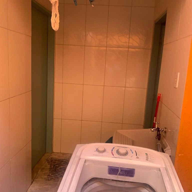 Sobrado à venda com 6 quartos, 250m² - Foto 15