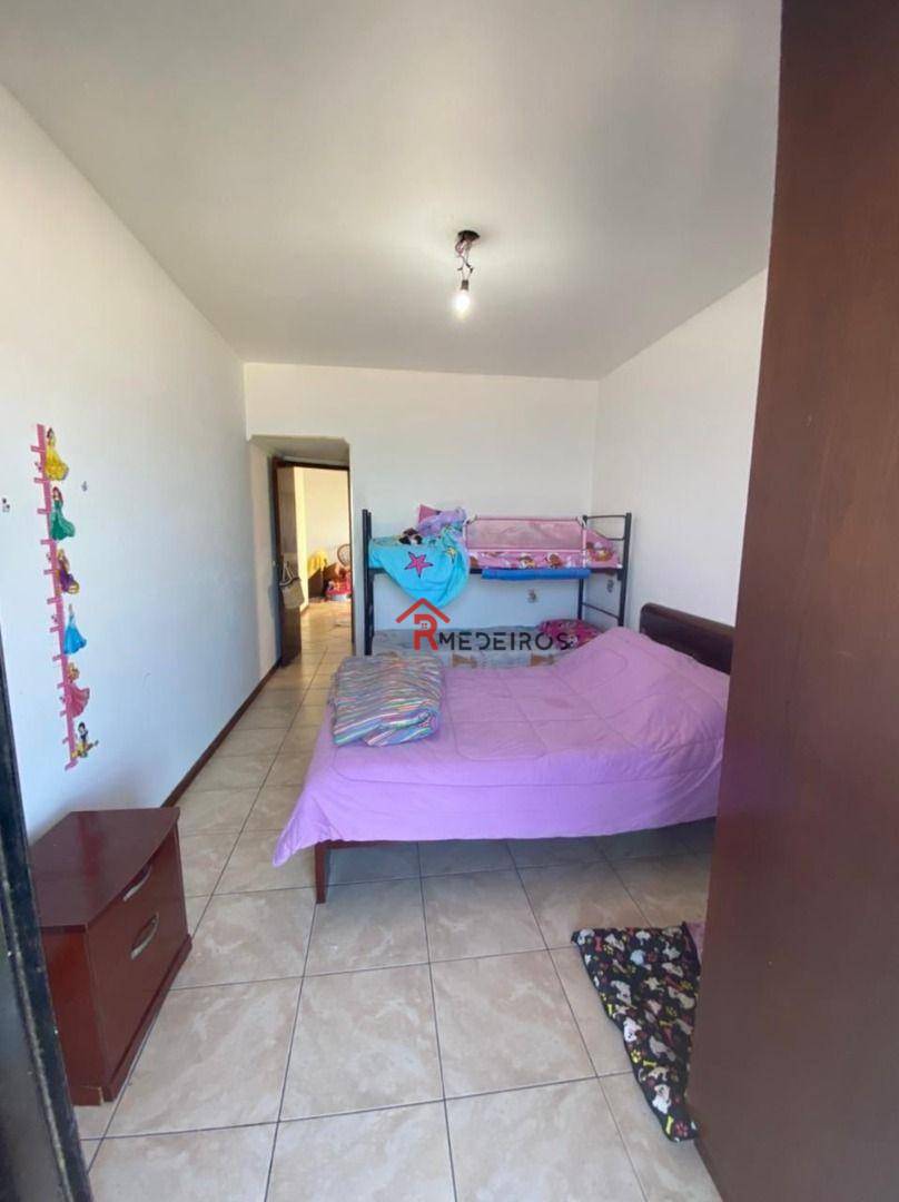 Apartamento à venda com 3 quartos, 135m² - Foto 30