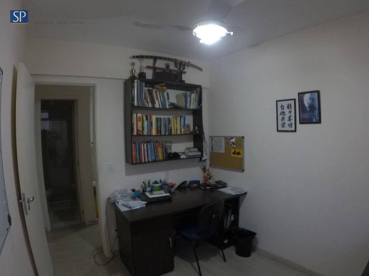 Apartamento à venda com 3 quartos, 75m² - Foto 26