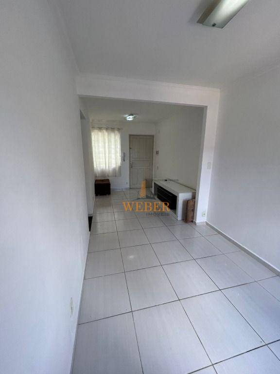 Apartamento à venda com 2 quartos, 55m² - Foto 11